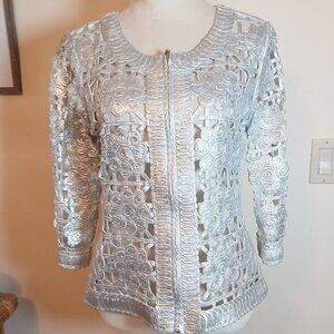 TRAVELERS by CHICO'S SILVER METALLIC CUTOUT JACKET Sz 0 (see measurements)